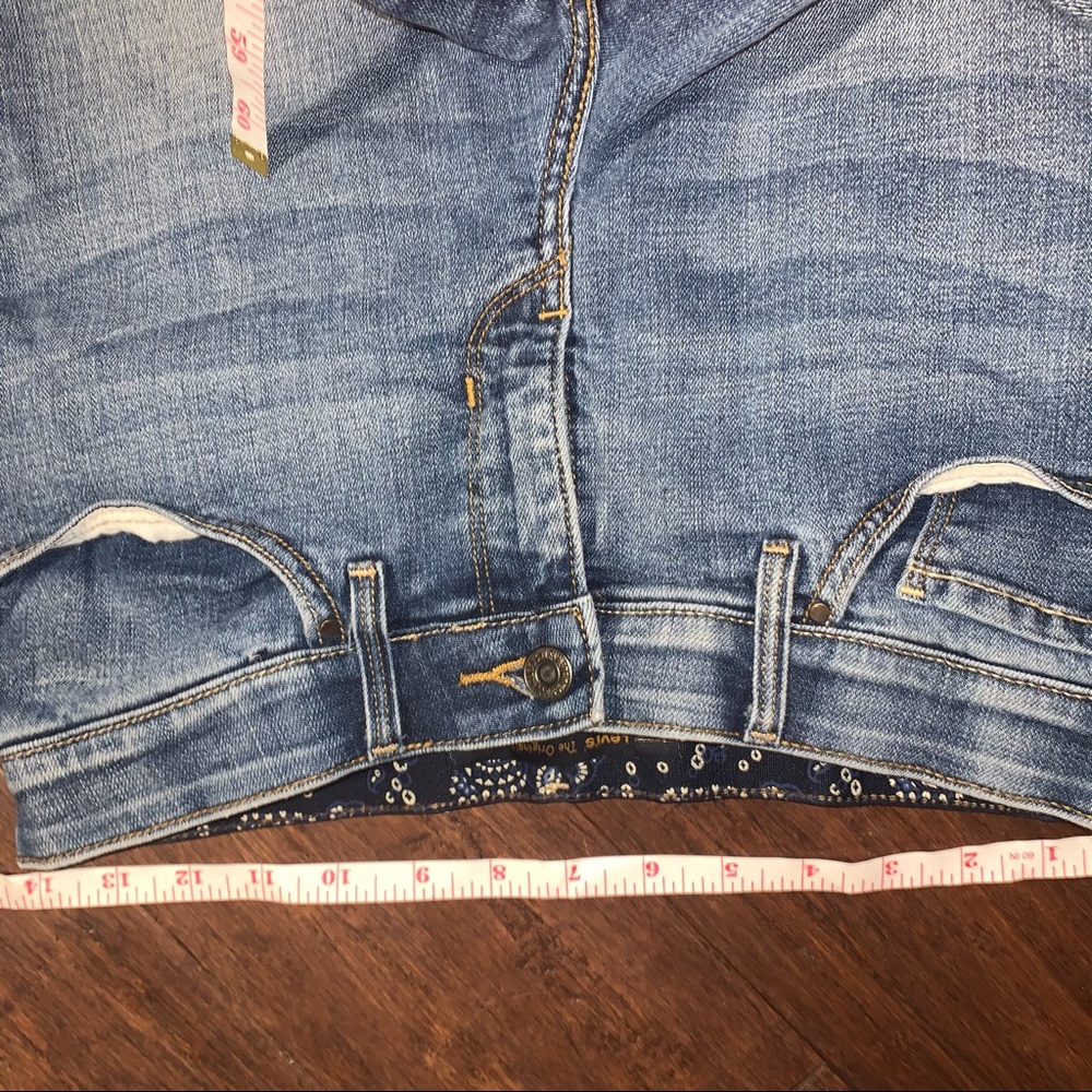 Levi’s perfect waist Shorts - Picture 5 of 6